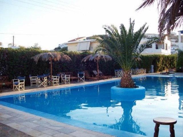Amfitrion Hotel Vari  Exterior photo